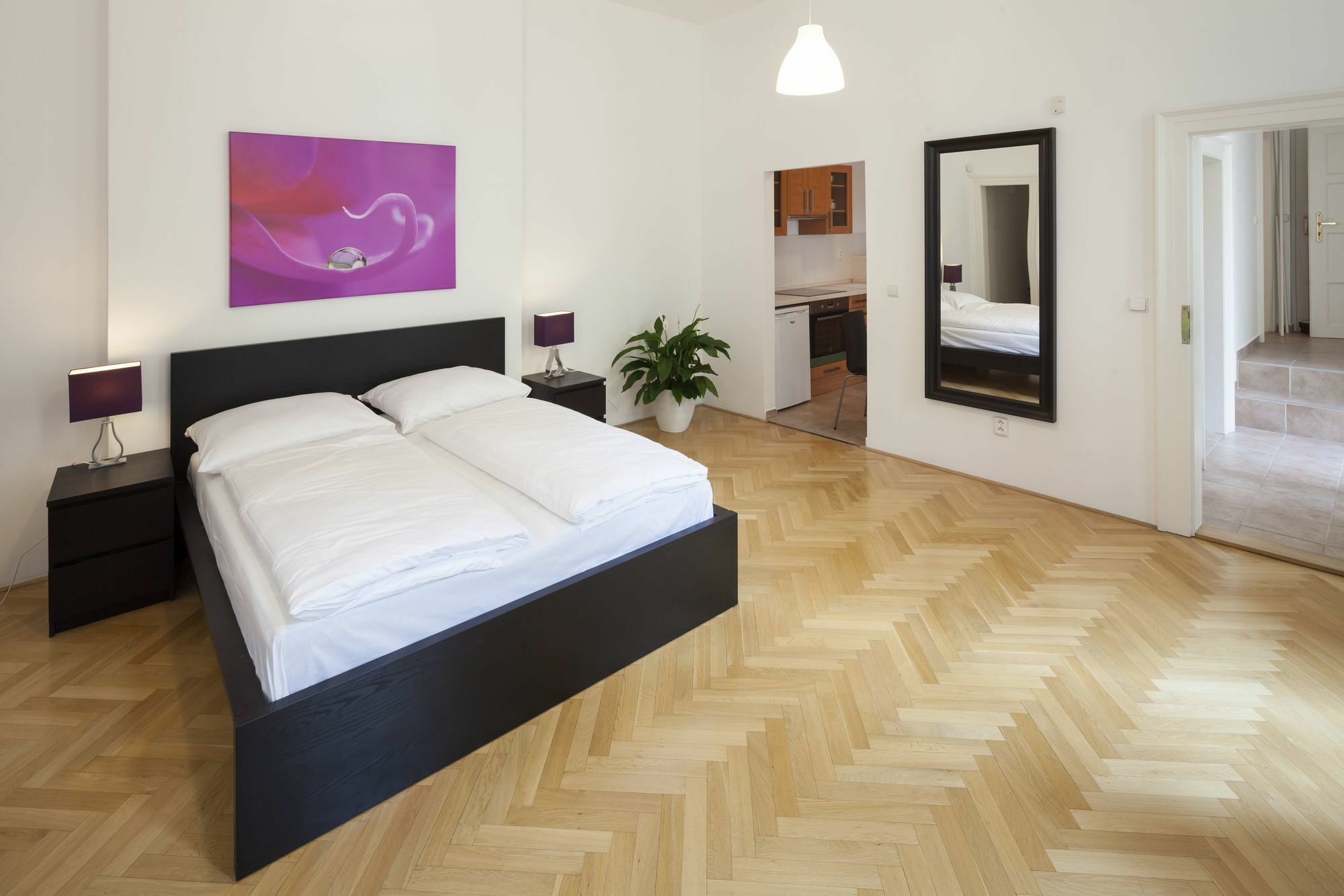 Capital Apartments Praha Bagian luar foto