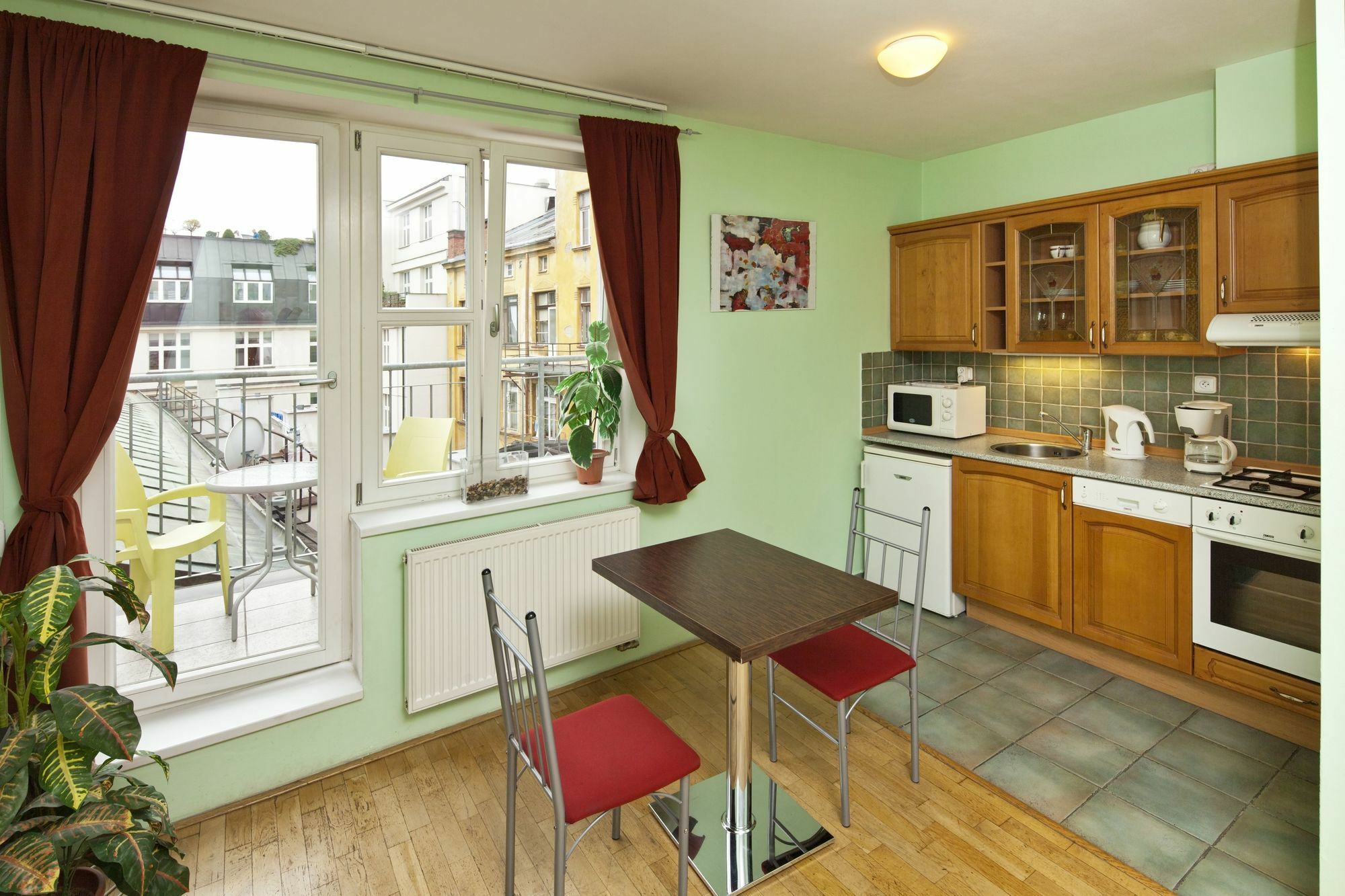 Capital Apartments Praha Bagian luar foto